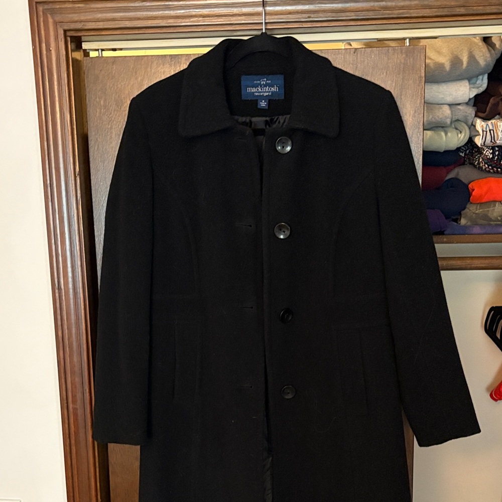 Black Mackintosh Coat